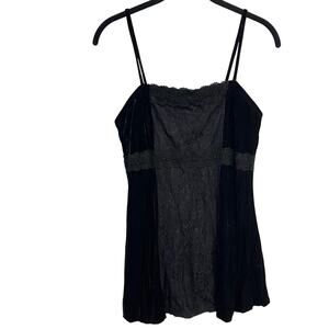 Vintage Y2K Cami Tank Babydoll Black Velvet Lace Whimsigoth ESTIMATED SMALL